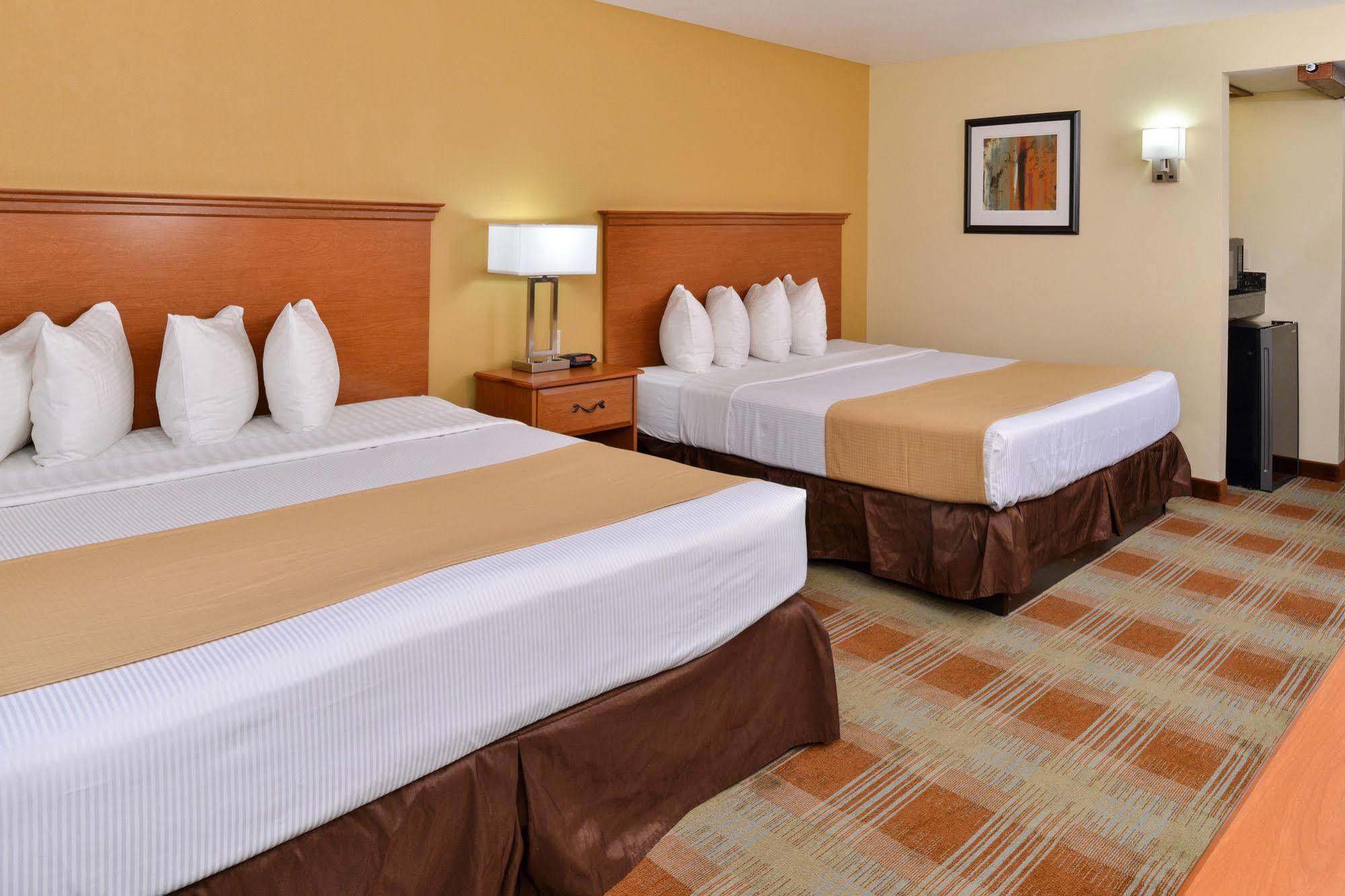 Best Western Kiva Inn Fort Collins Eksteriør billede